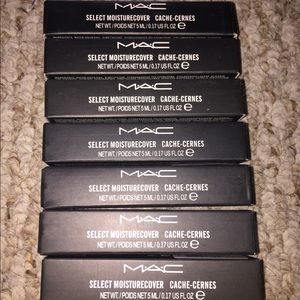 Mac moisture cover concealer